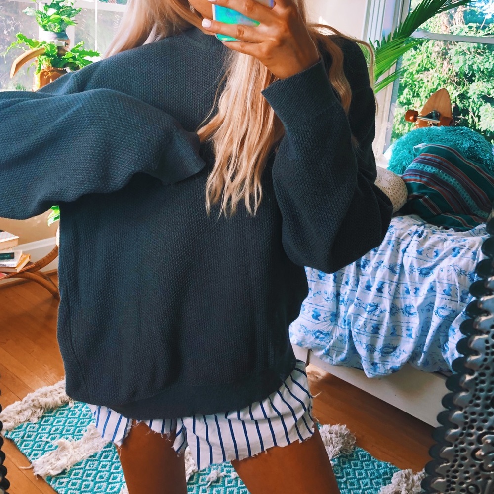 taupe cozy fall gemini boyfriend sweater 🌿